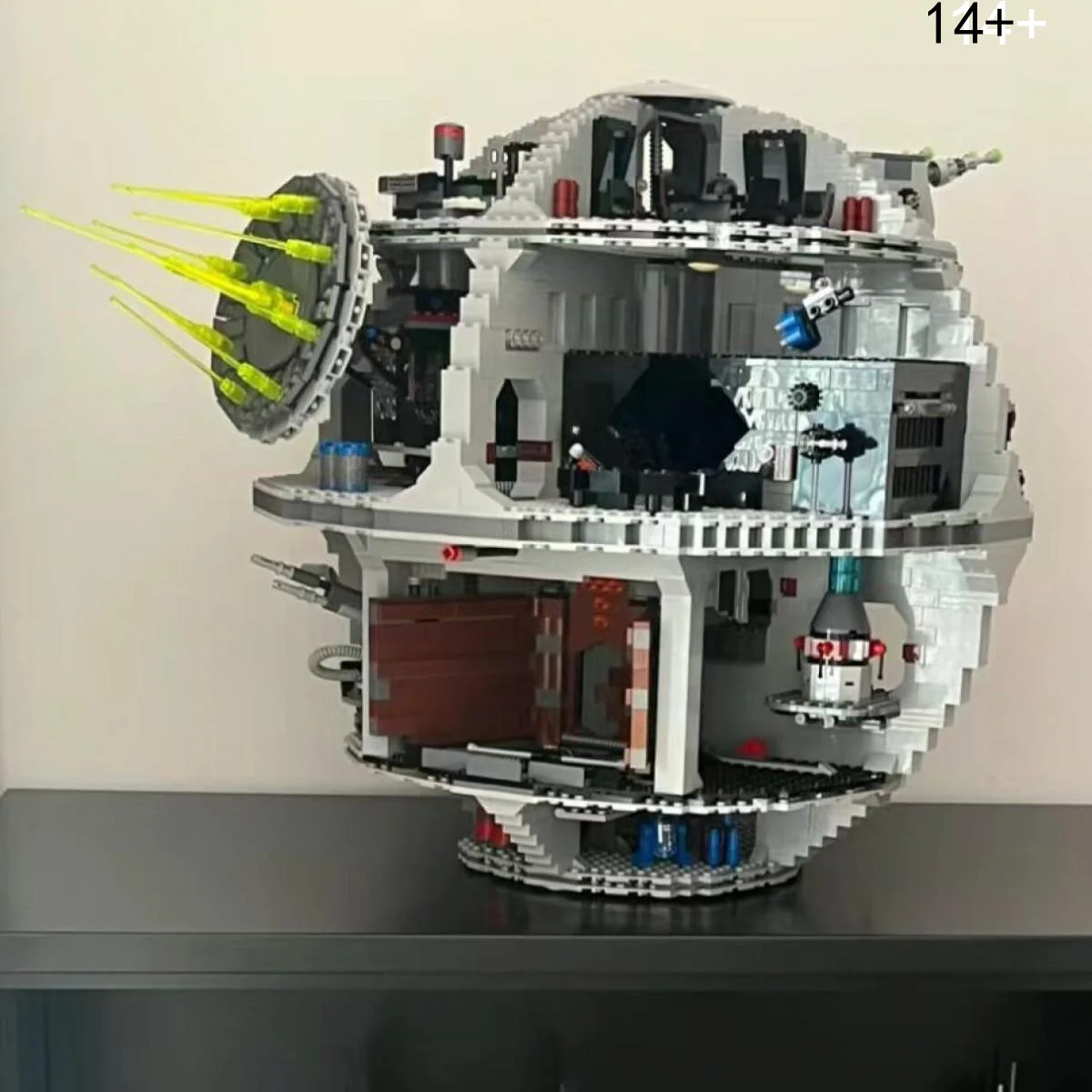 LEGO Star Wars Death Star Building Set