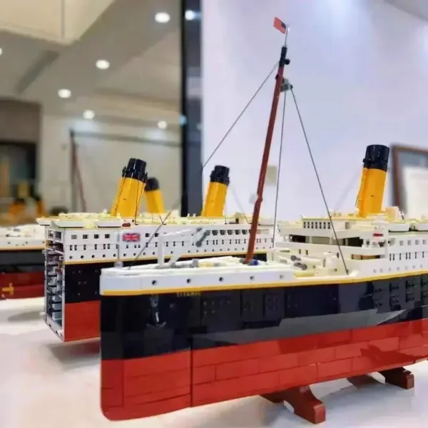 LEGO Titanic Ship 10294