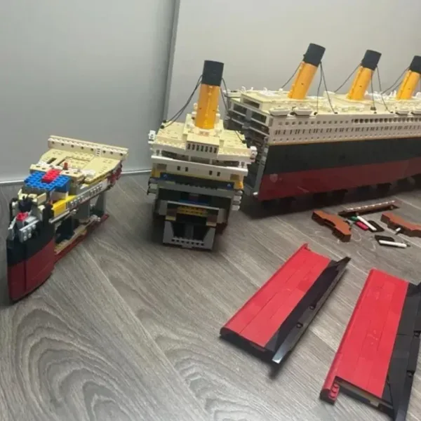 LEGO Titanic Ship 10294