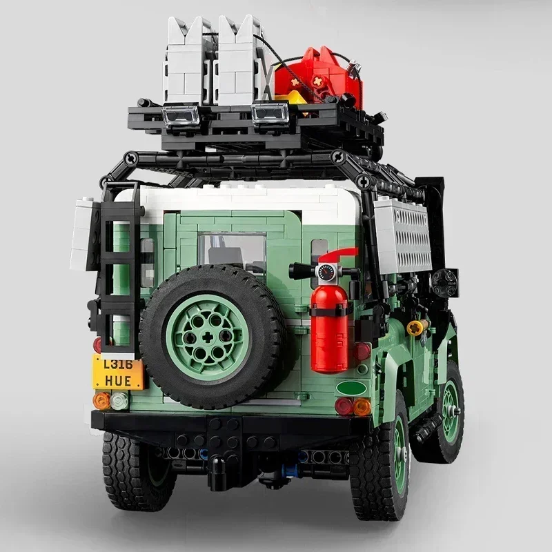 LEGO Land Rover Defender 90