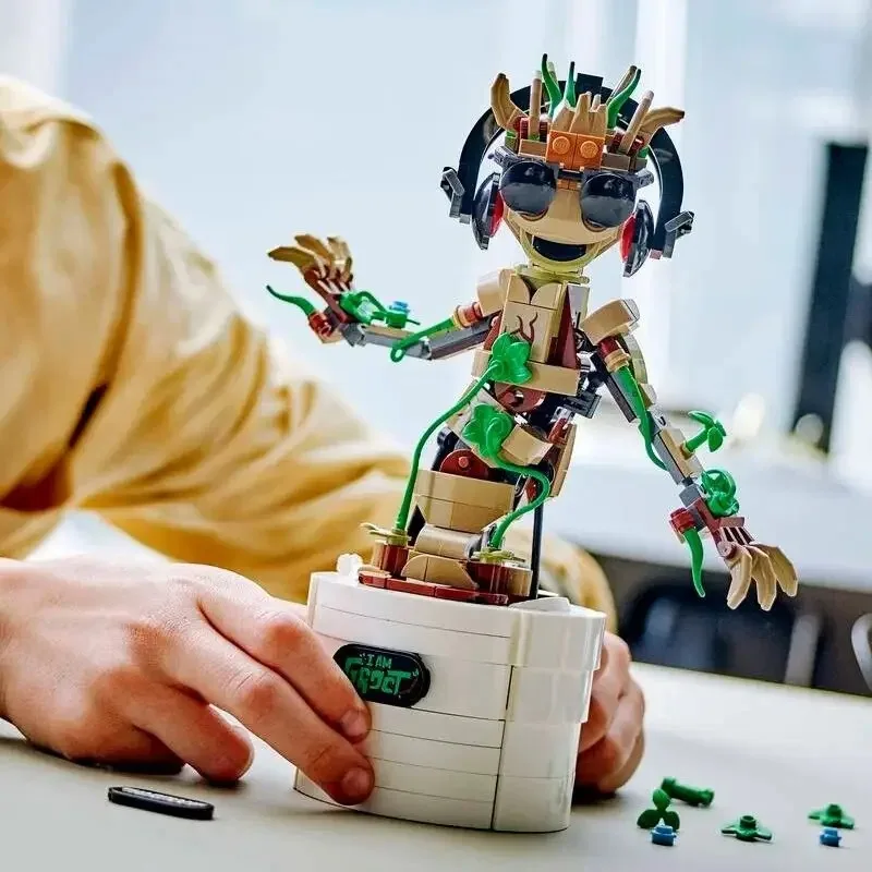 lego Dancing Groot