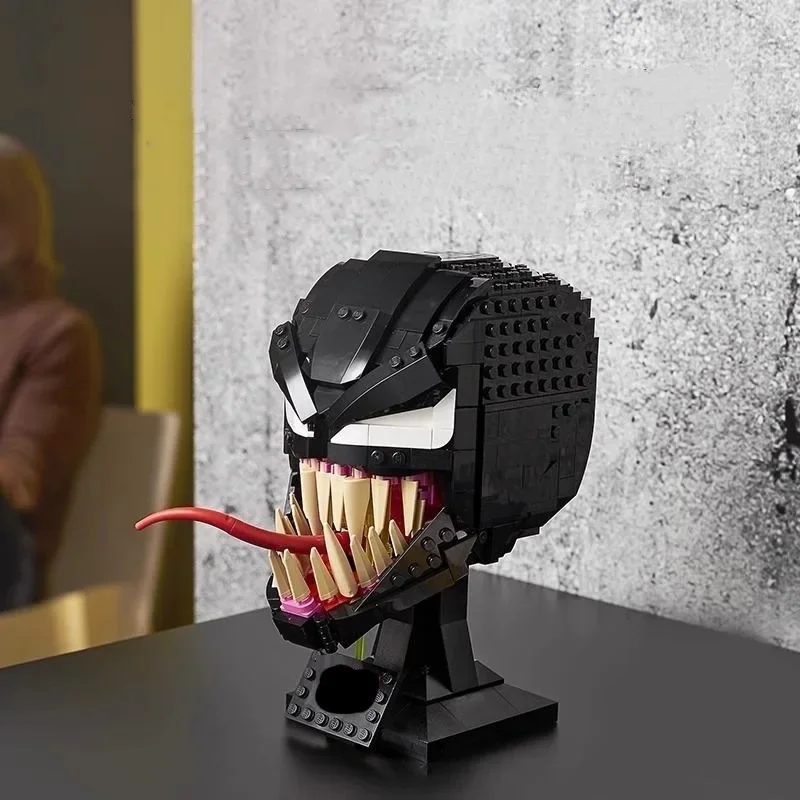 Lego Spider-Man Venom