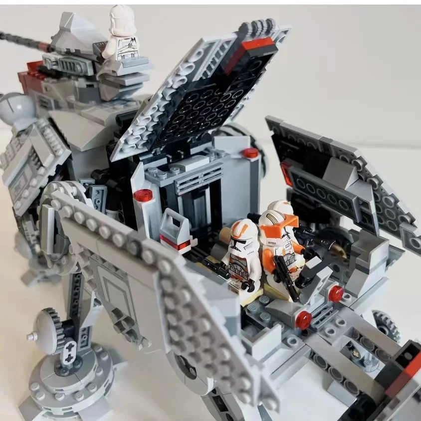 LEGO star wars AT-TE Walker