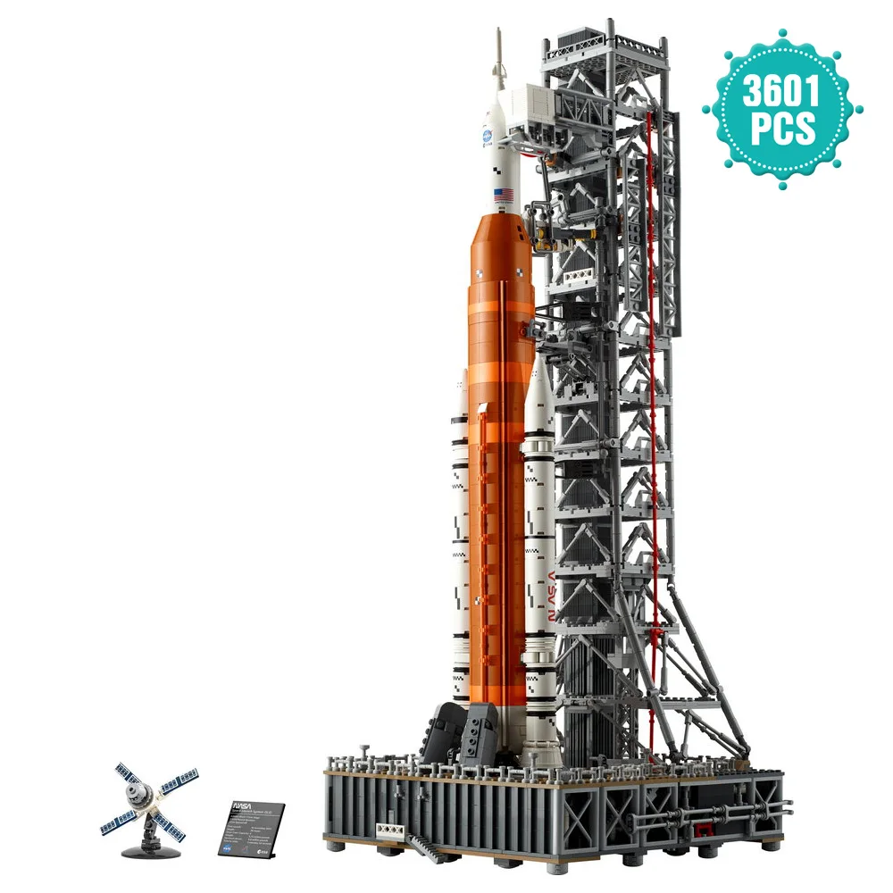 LEGO NASA Artemis Space Launch System