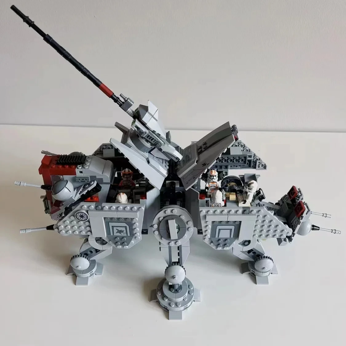 LEGO star wars AT-TE Walker