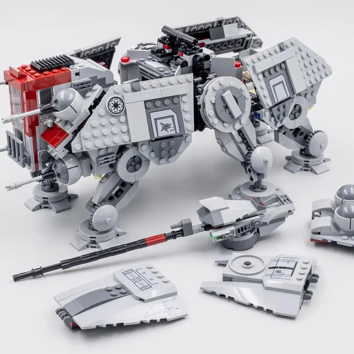 LEGO star wars AT-TE Walker