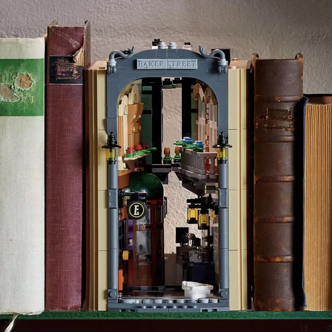 Lego Sherlock Holmes: Book Nook (10351)