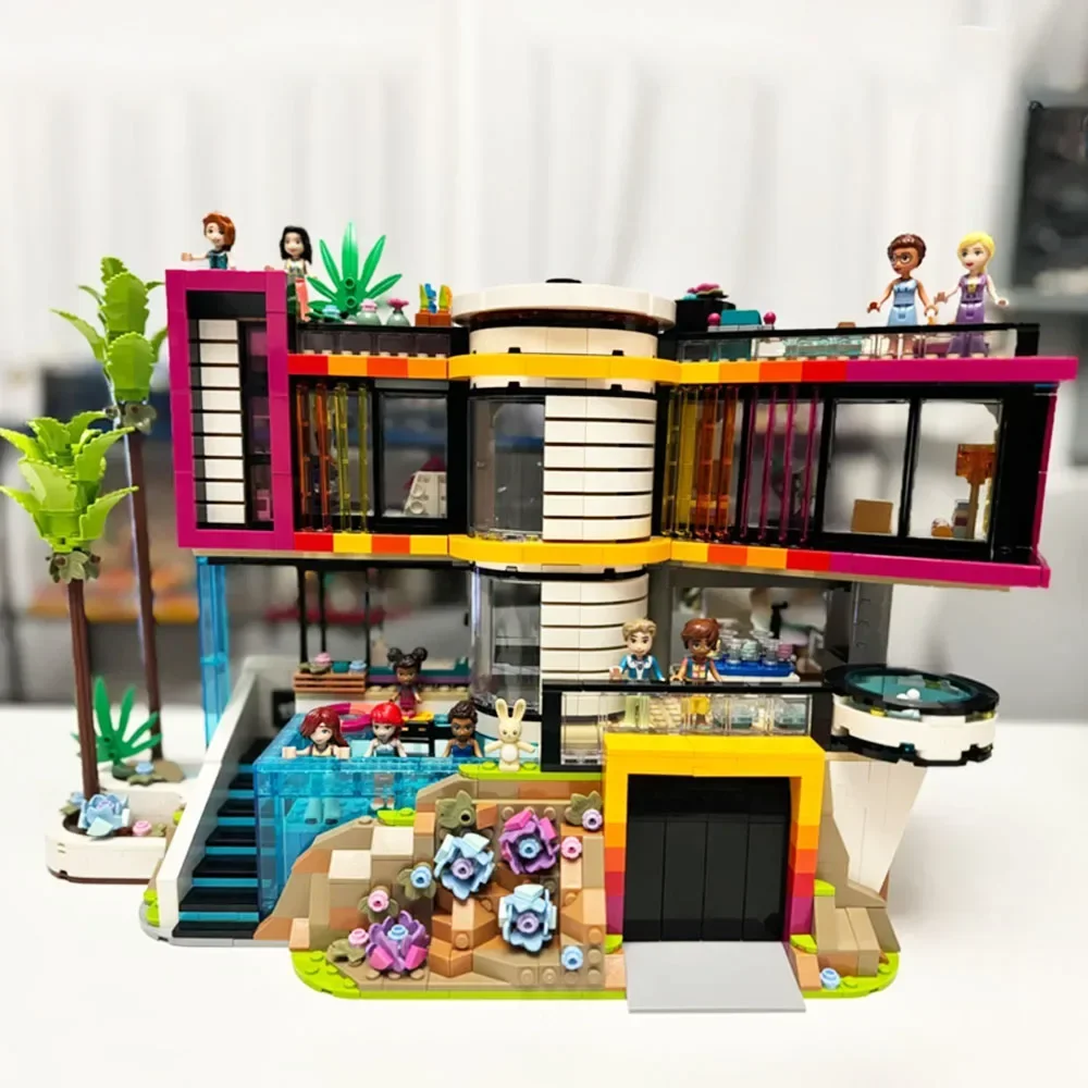 lego Andrea's Modern Mansion