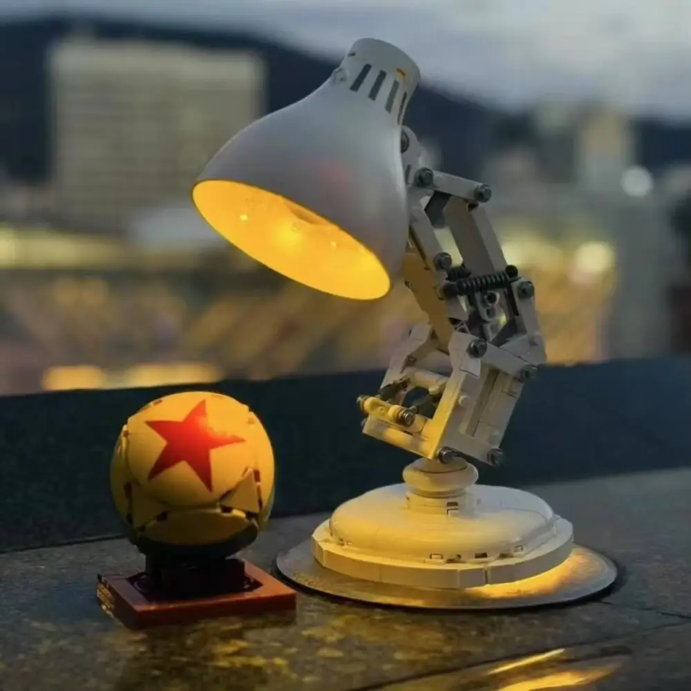 Lego Disney Pixar Luxo Jr.