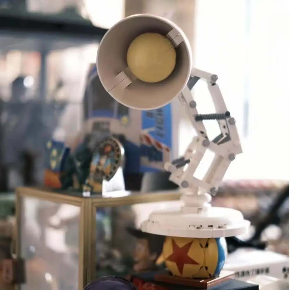 Lego Disney Pixar Luxo Jr.