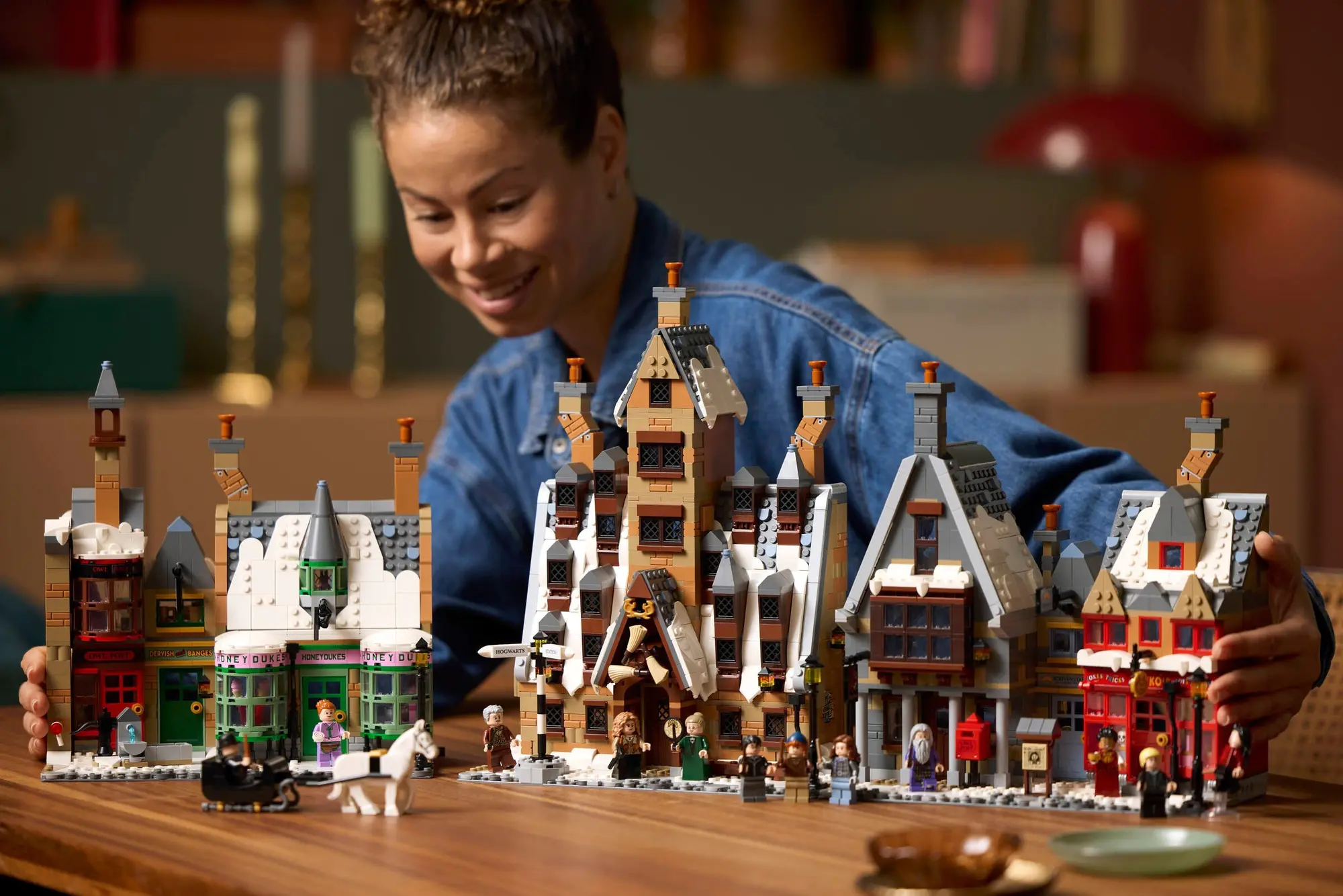 Lego Harry Potter Hogsmeade Village Collectors Edition