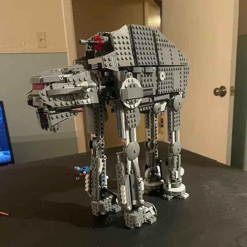 lego Star Wars First Order Heavy Assault Walker 75189